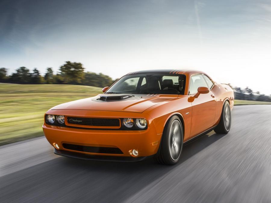  Dodge Challenger R/T Shaker 2014 года  (фото 10 из 18)